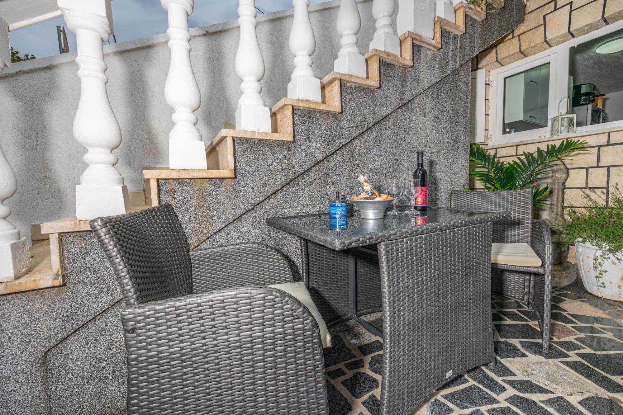 Villa Lara เคลโนวีซา ภายนอก รูปภาพ