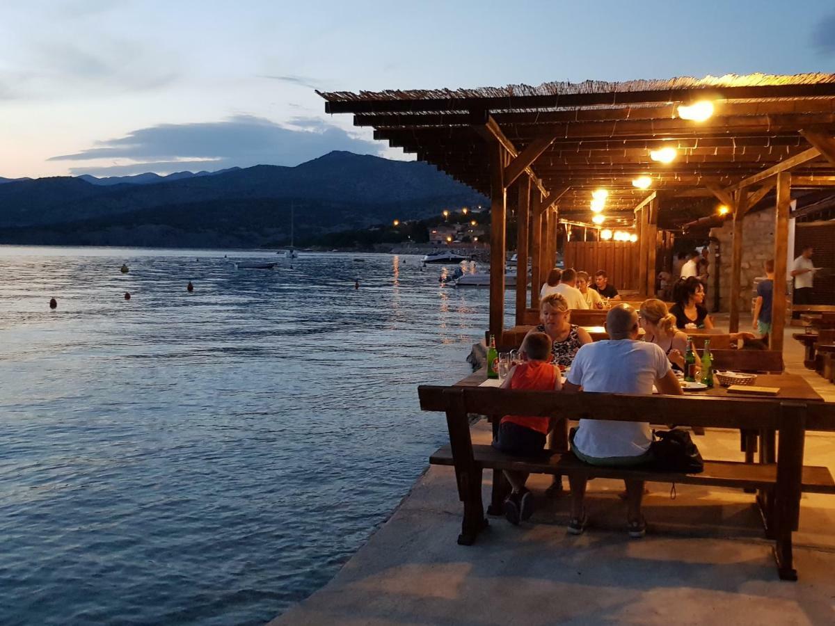 Villa Lara เคลโนวีซา ภายนอก รูปภาพ